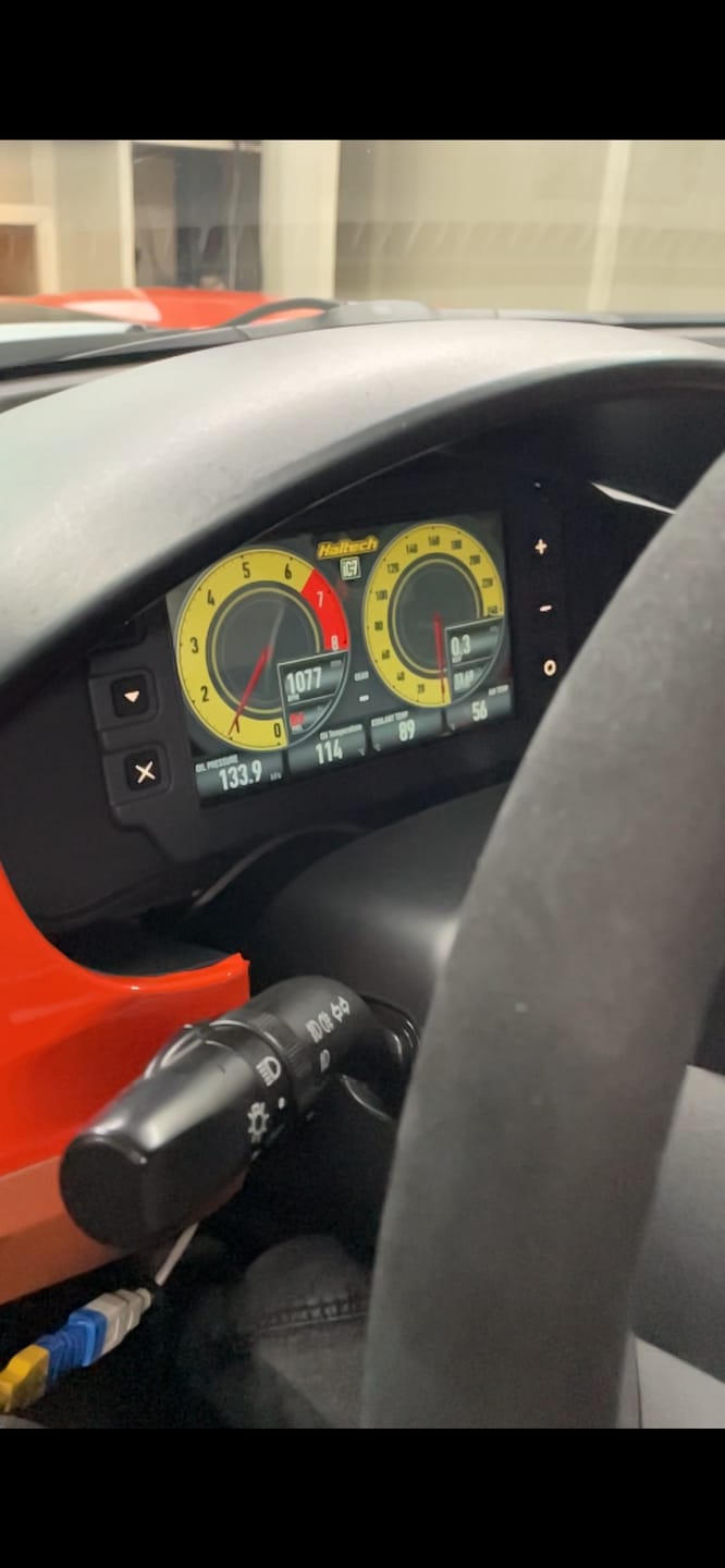 Customer photo review of Mazda MX-5 Miata NC Dash Cluster Mount