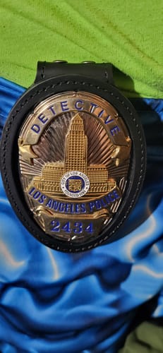 Customer photo review of Genuine Leather Oval Holder/ Holster/ Wallet For LAPD Los Angeles Police Badges