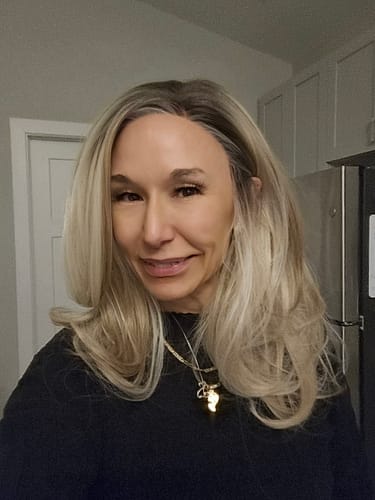 Customer photo review of JBEXTENSION 18 Inches Mix Blonde Curly Pre-Cut Side Part Snowflake Lace Frontlace Glueless Wig WENDY【BENDY EAR TABS】- M/L