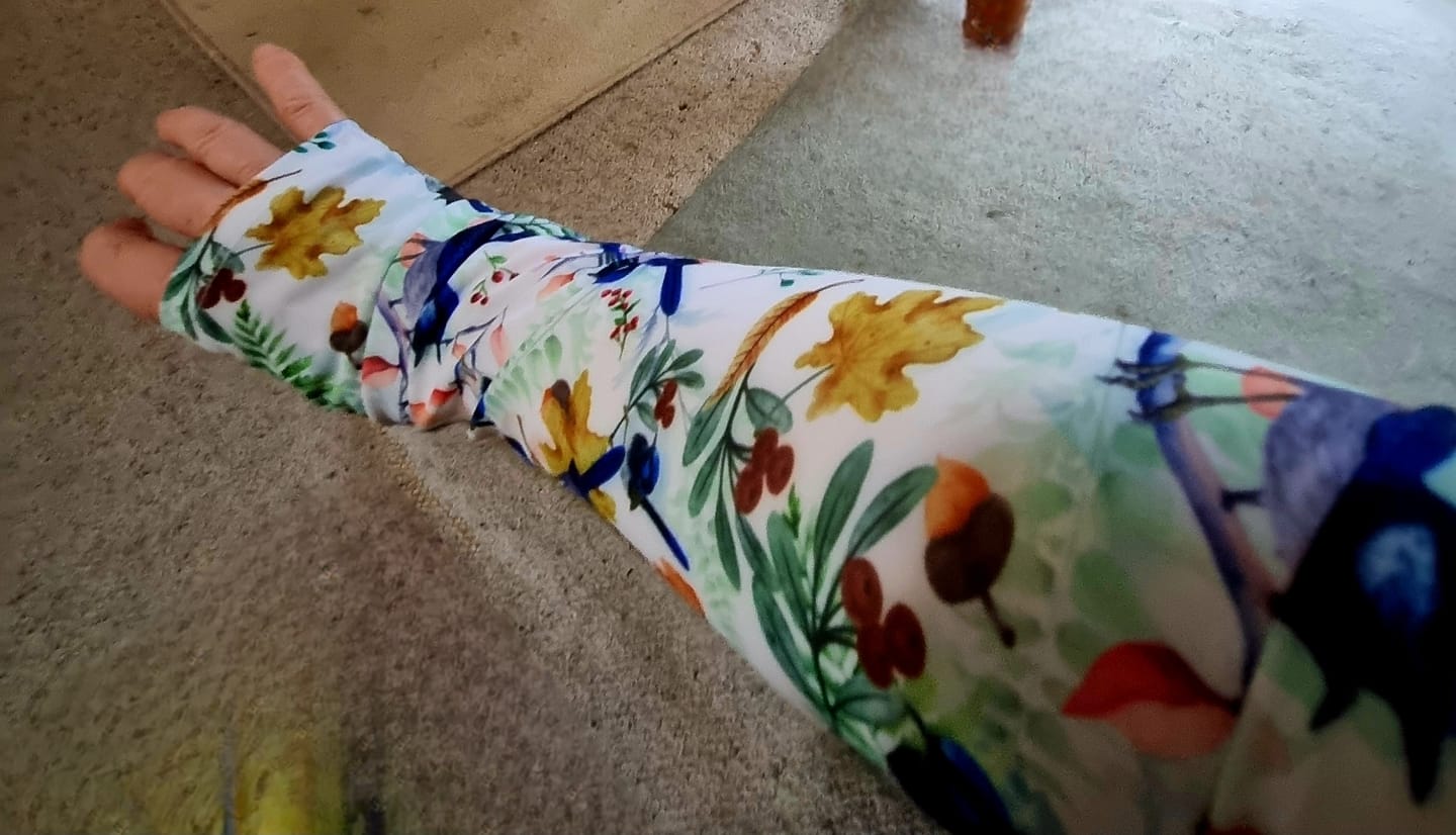 Customer photo review of Gardening Protection Sleeves - Blue Wren White