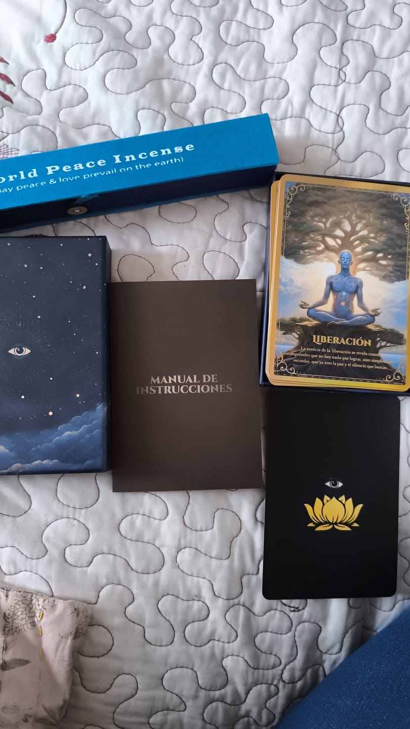 Customer photo review of El Gran Despertar ✨🌌 - Mazo de 45 Cartas Guía