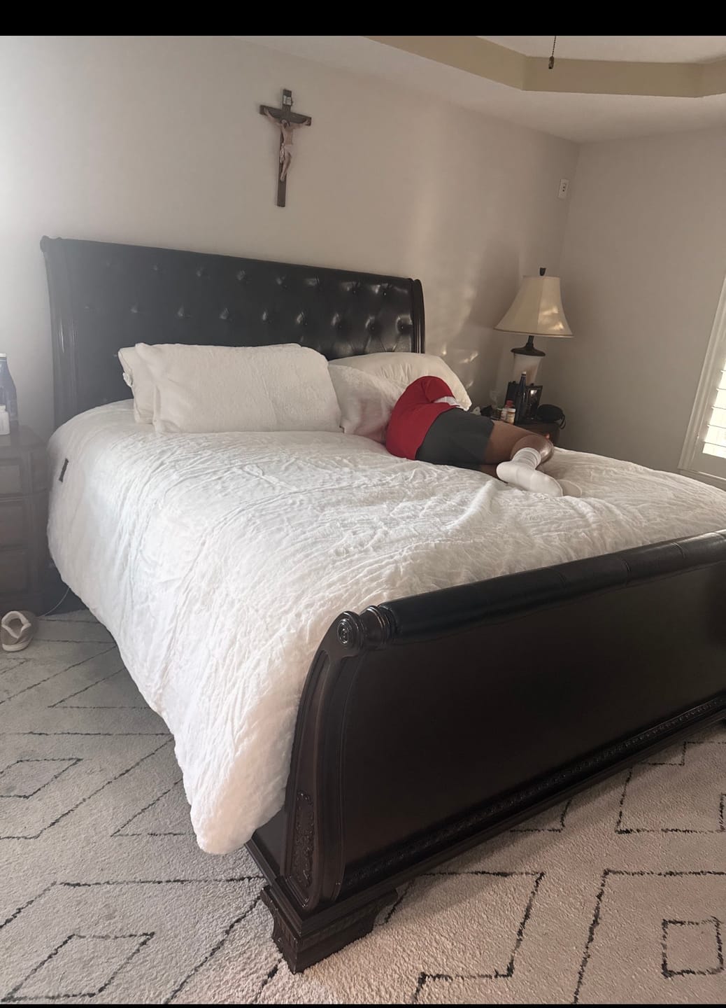 Customer photo review of The CYRA Ultra-Soft Velvet Bedding Set
