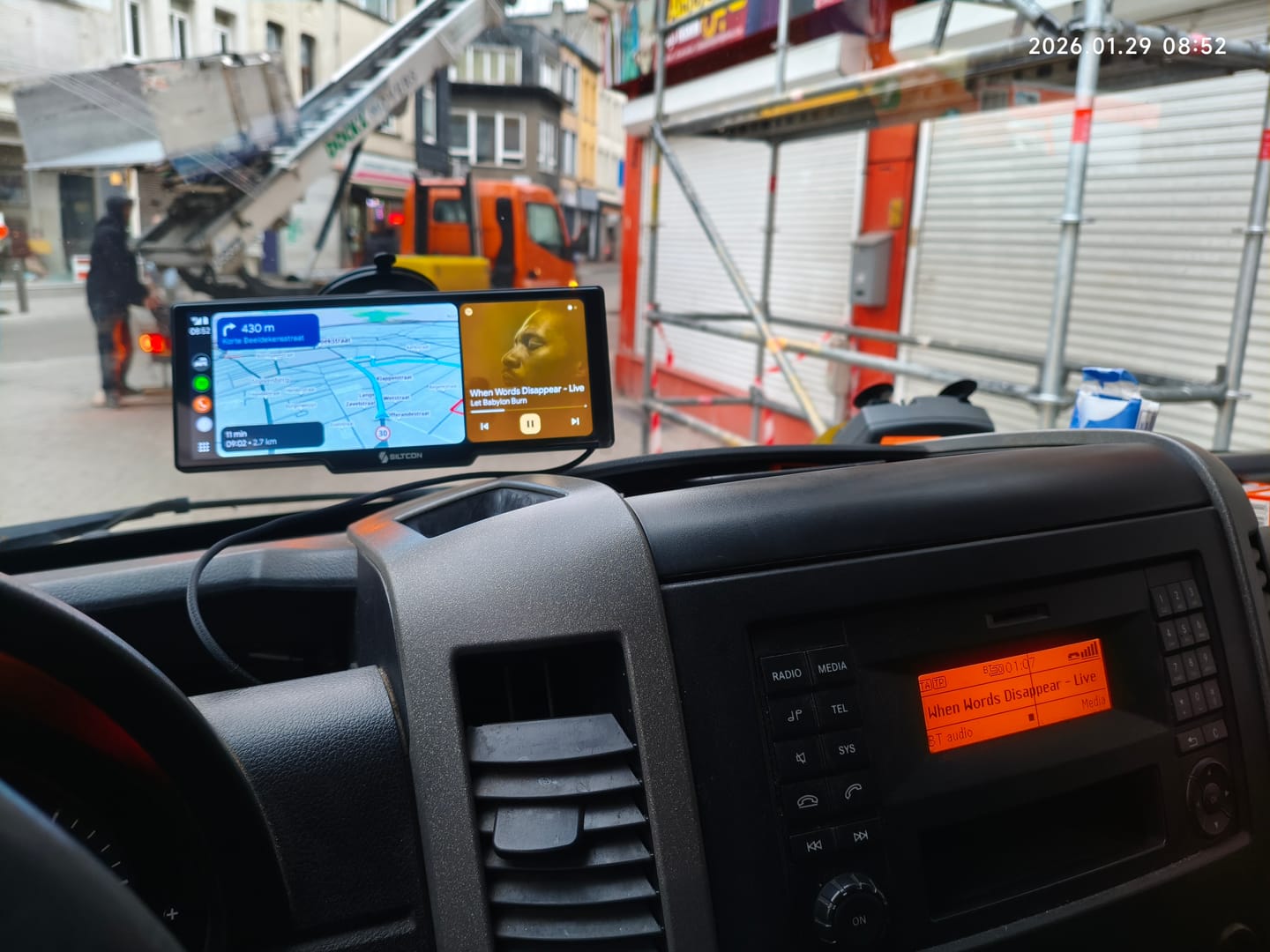 Customer photo review of Siltcon® 10.26” Carplay / Android Auto Scherm