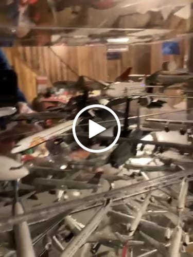 Customer video review of GEMINI DELTA A330-200 1/400 REG#N852NW