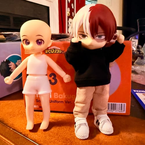 Customer shows two KEMO XII CJD Body figures; one as a blank doll and the other customized with an anime head and outfit.