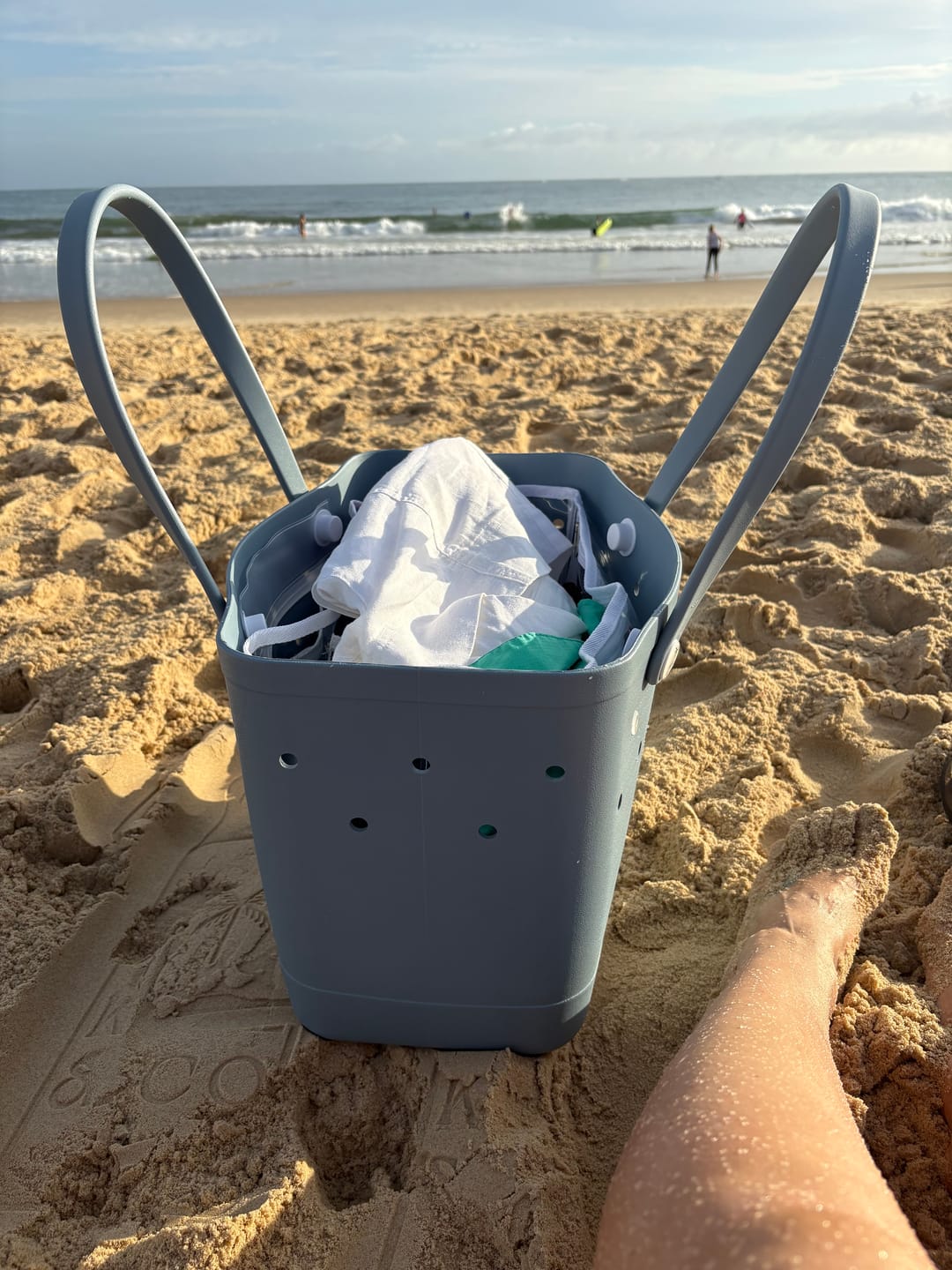 Customer photo review of Maxi Tribe Bag in Dolphin Blue