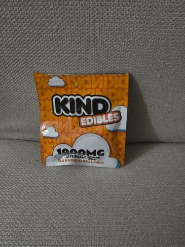 Customer photo review of 1000mg - Blueberry HHC Gummies (Indica/Sleep)