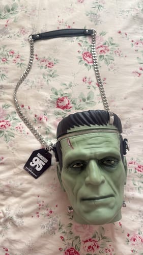 Customer photo review of PRE-ORDER - Universal Monsters: Frankenstein Monster Crossbody Bag