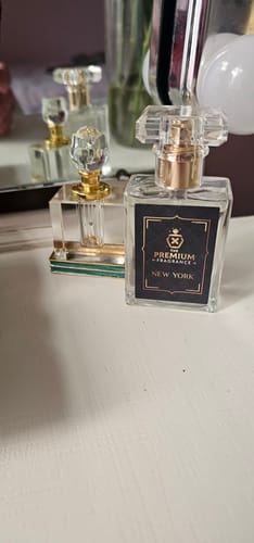 Customer photo review of Inspired By Santal 33 - NEW YORK