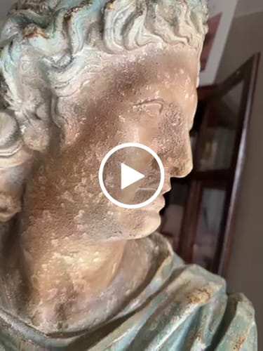Customer video review of Busto Decorativo di Apollo in Resina per Interni ed Esterni, Altezza 80 cm