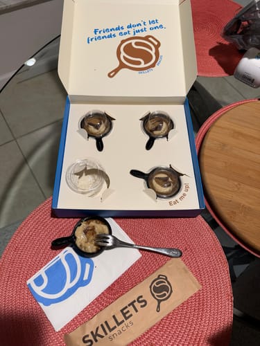 Customer photo review of Mini 2" Skillet