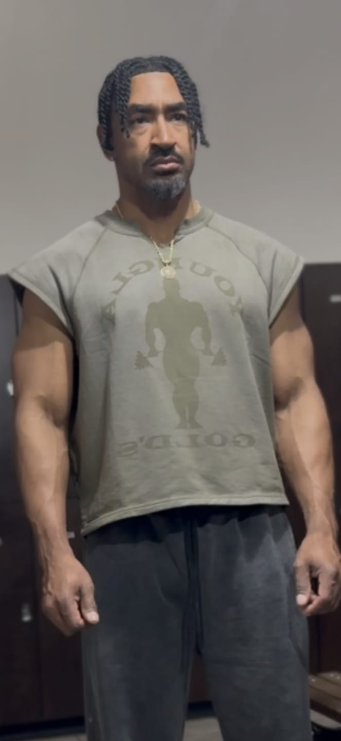 Customer photo review of 5097 - Gold's Iron Legacy Shadow Cut-Offs