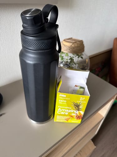 Customer photo review of Electrolitos Sabor Piña - Bebida Hidratante en Polvo 12 sticks