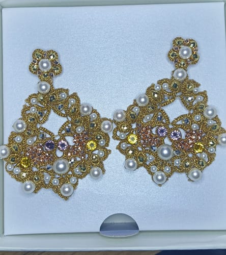 Customer photo review of Orecchini Lunaria