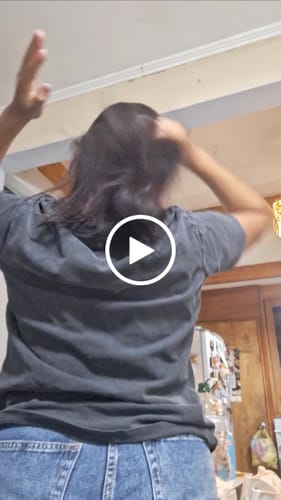 Customer video review of Spray Bifásico 10 en 1 230 ml