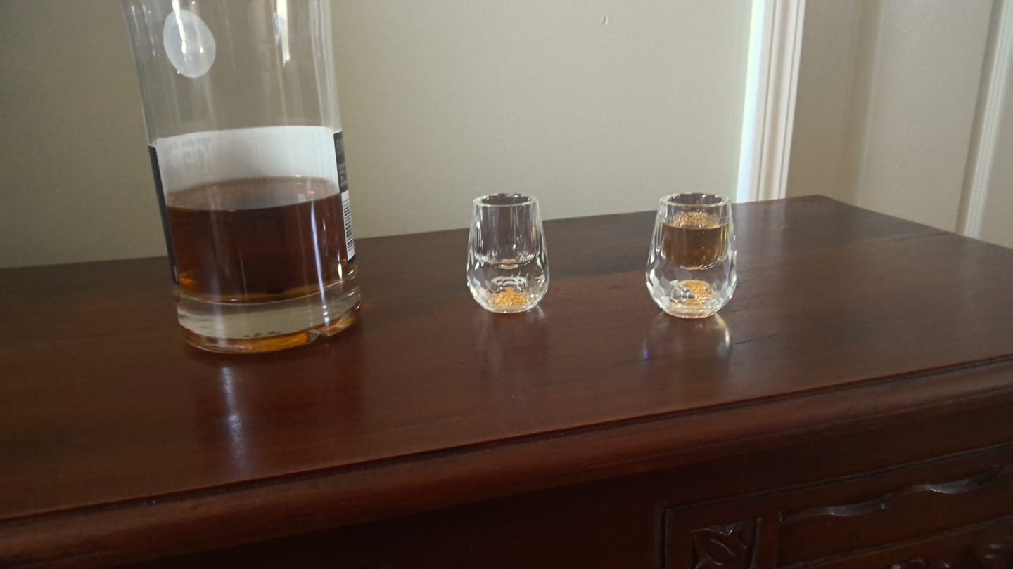 Customer photo review of Kin – Japanese Gold Foil Glass (1+1 Free)