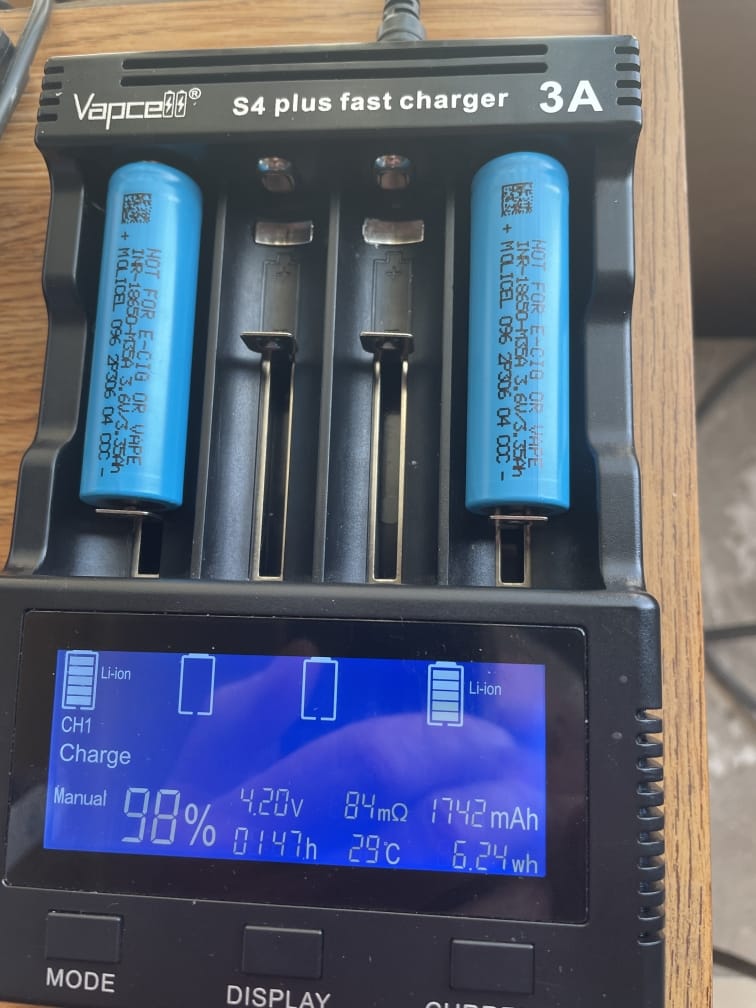 Customer photo review of Molicel M35A 18650 3500mAh 10A Battery