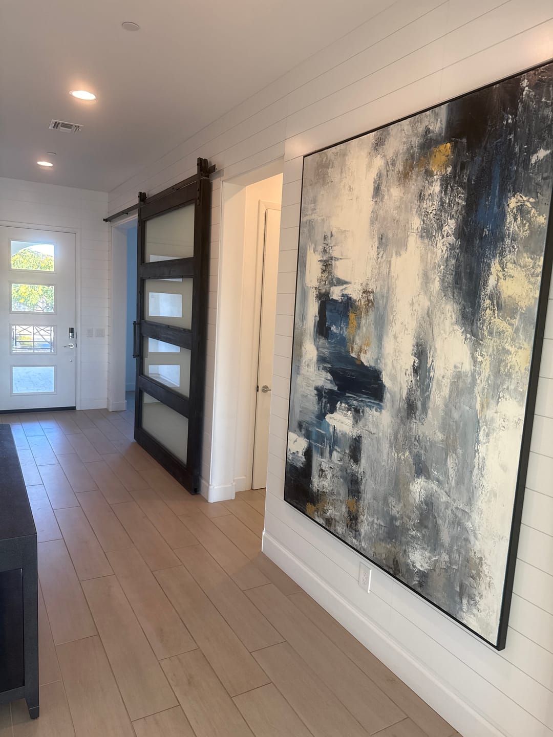Customer photo review of Urban Tranquility – Luxury Hand-Painted Abstract Canvas Art in Blue, Gray & Gold