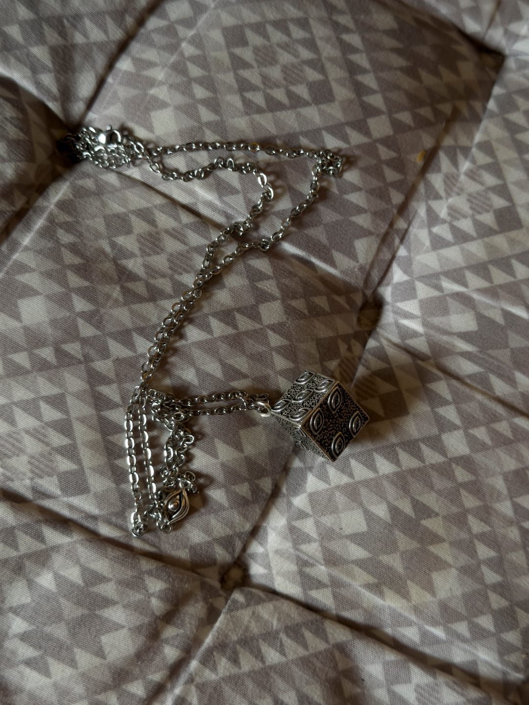 Customer photo review of Collar "Gokumonkyo"