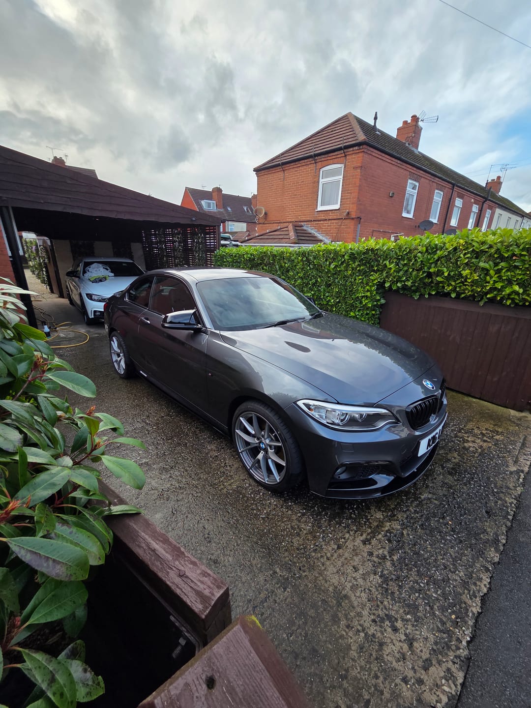 Customer photo review of 763m Gunmetal Grey 18” Alloys