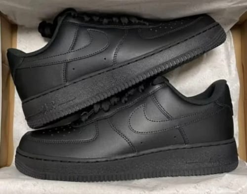 Customer photo review of Nike Air Force 1