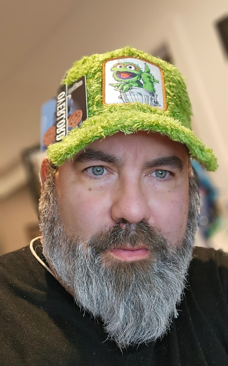 Customer photo review of OVERLORD X Sesame Street: Oscar The Grouch