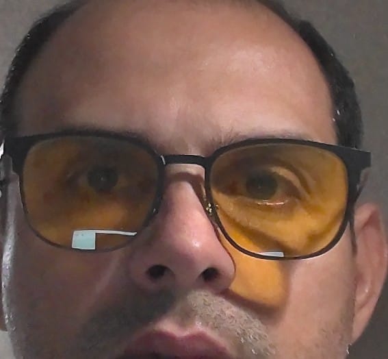 Customer photo review of Aron | Browline Titanium Magnetic Clip-on Eyeglasses Sunglasses | ZanyLen