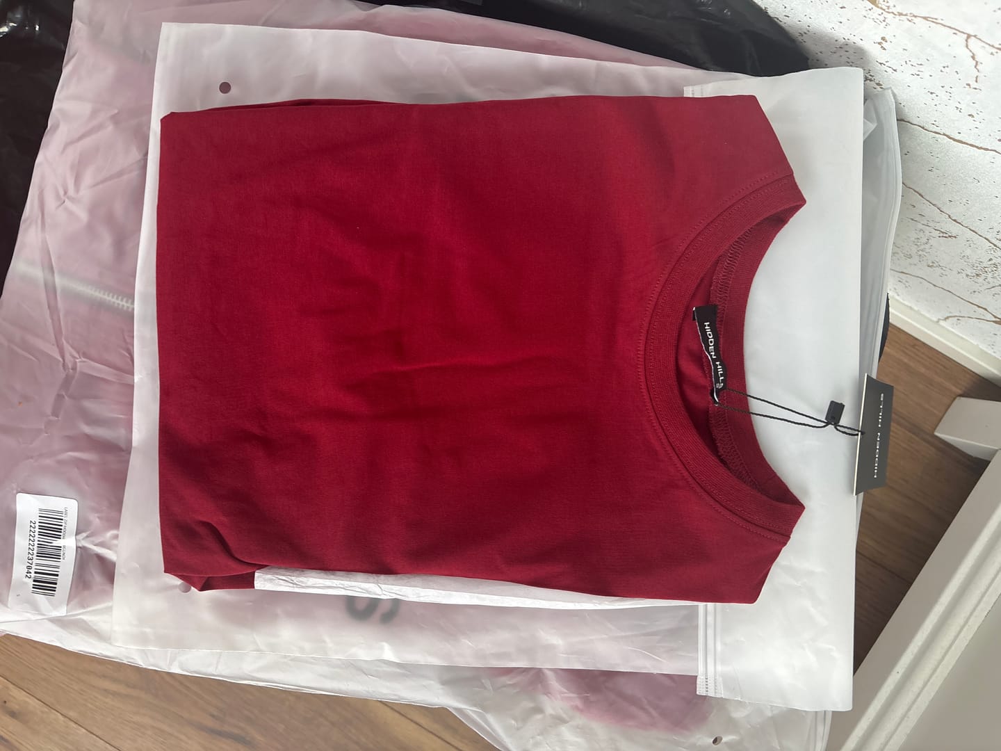Customer photo review of LABEL LONGSLEEVE TOP BURGUNDY