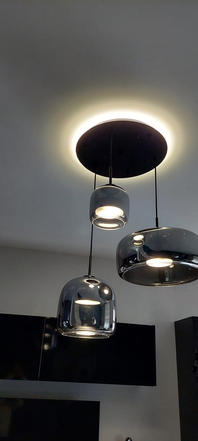 Customer photo review of Suspension moderne en verre teinté NOVA | 1 Suspension