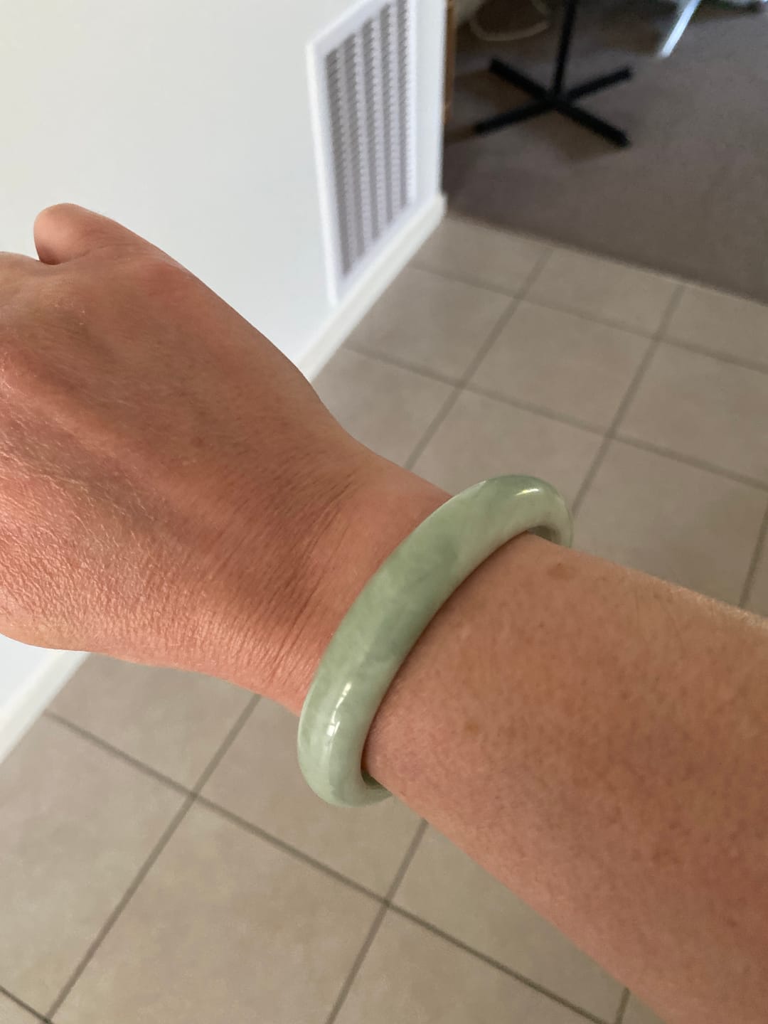 Customer photo review of Buddha Stones Natural Jade Prosperity Bangle Bracelet