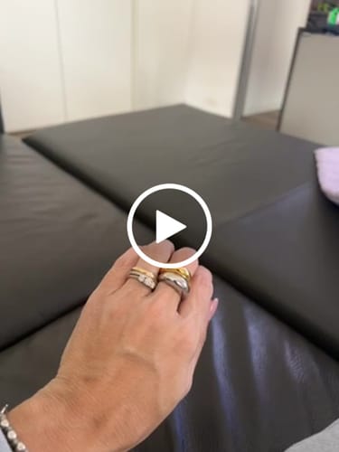 Customer video review of Anello "Dolci emozioni"