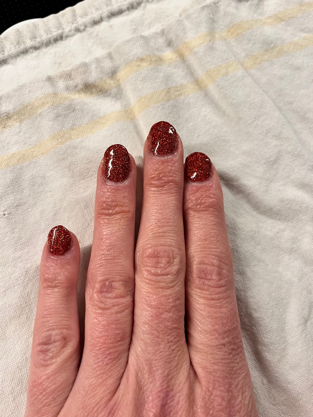 Customer photo review of Ruby Glitter Dipping Powder