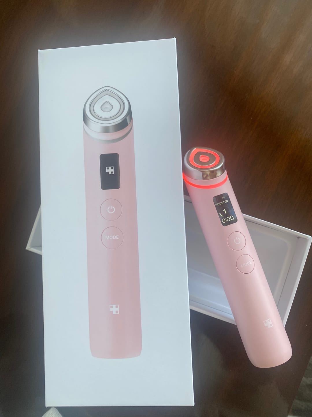 Customer photo review of Mikrostimulācijas ierīce ādas kopšanai Medicube AGE-R Booster Pro