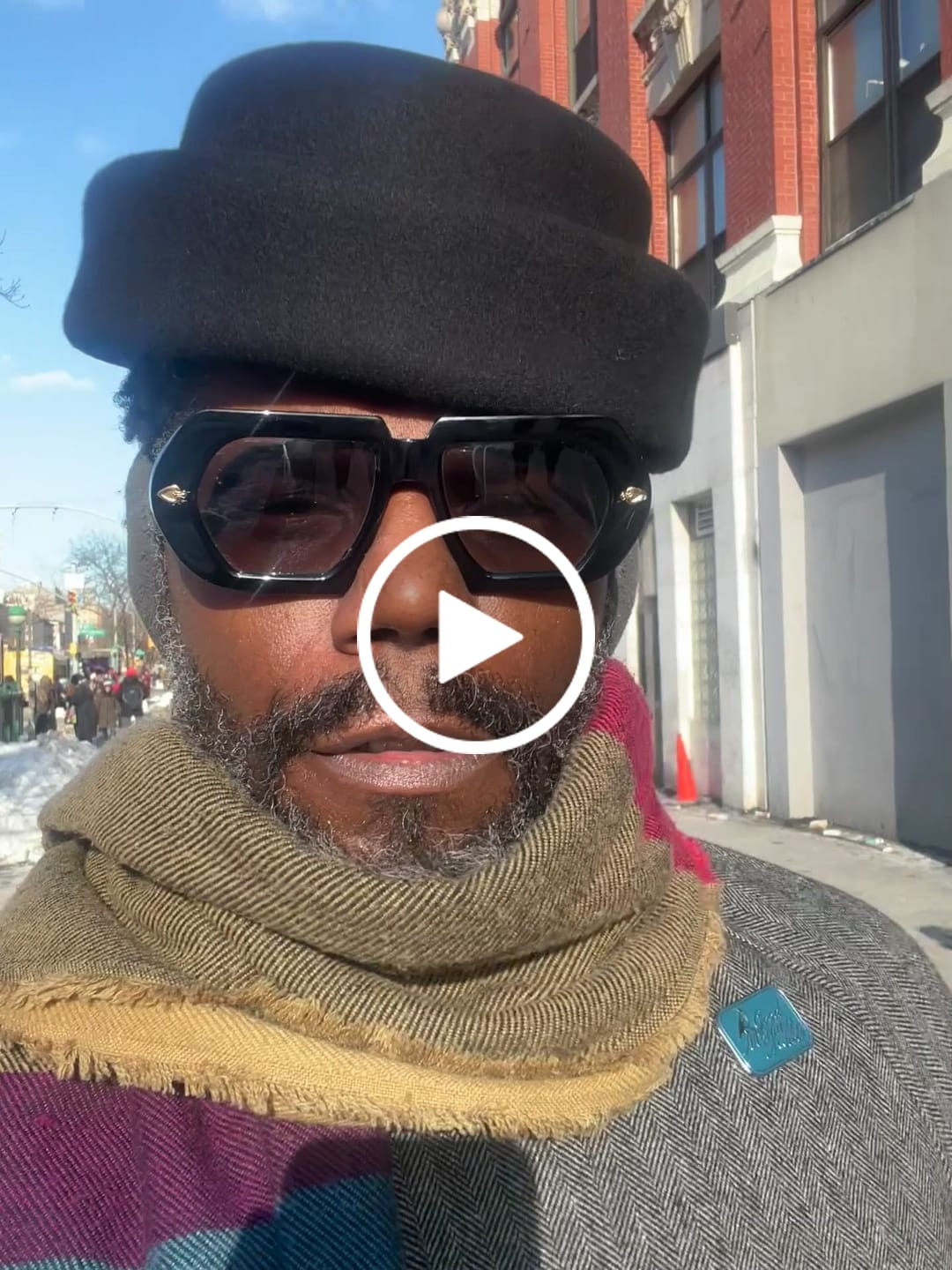Customer video review of London Pillbox Hat - Black