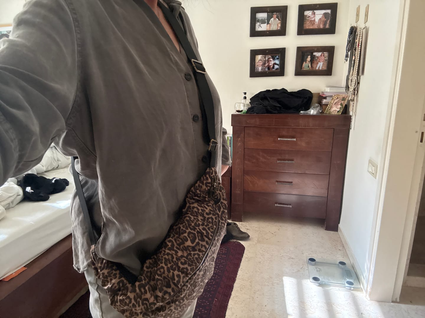 Customer photo review of פאוץ׳ גדול מנומר מיטל