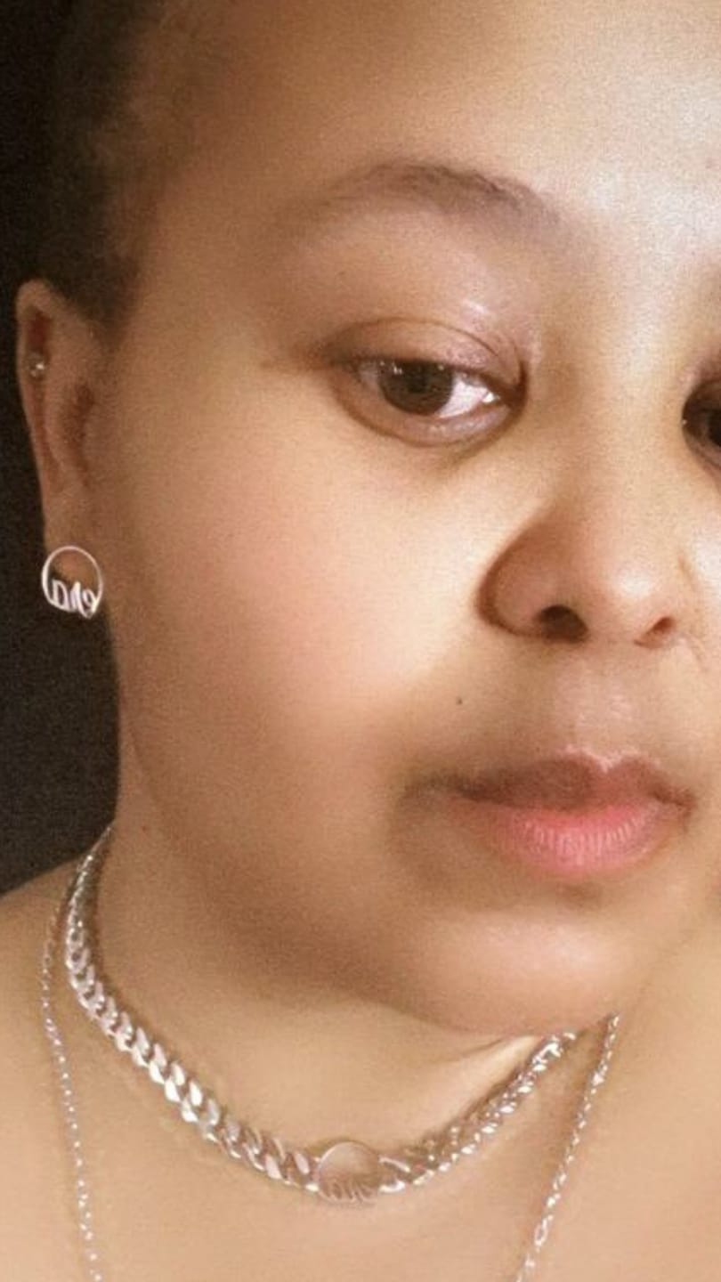 Customer photo review of Silver Era Choker