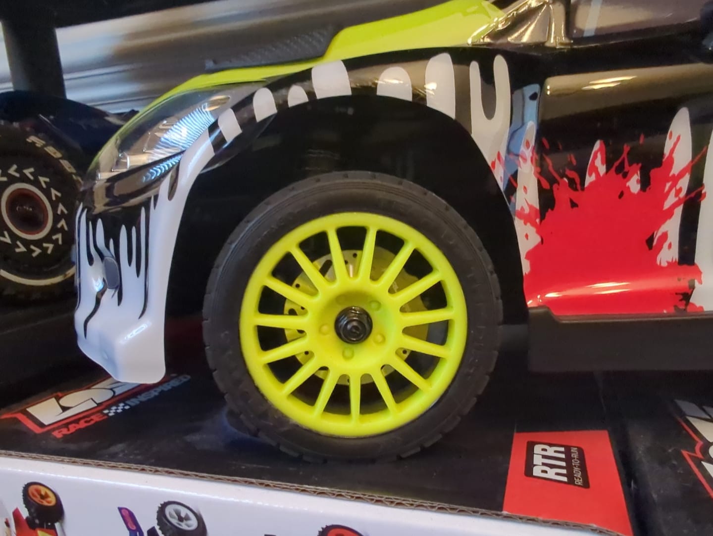 Customer photo review of Aluminum Brake Disc and Calliper Set For 1/10 RC Rally Car