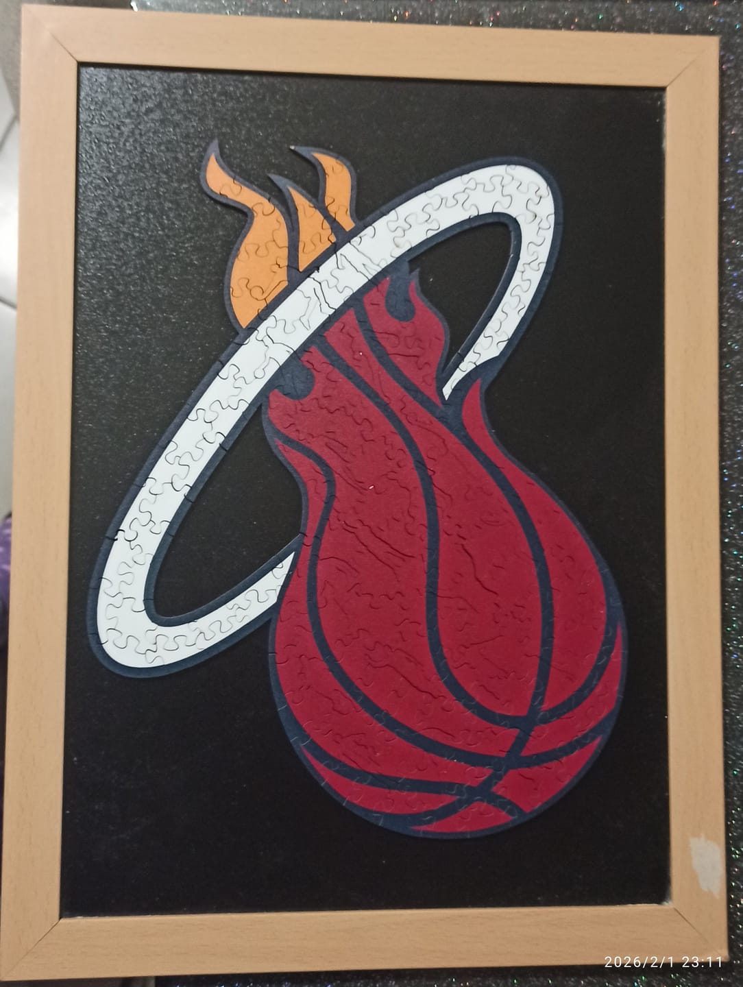 Customer photo review of Miami Heat™ Logo - Puzzle di Legno