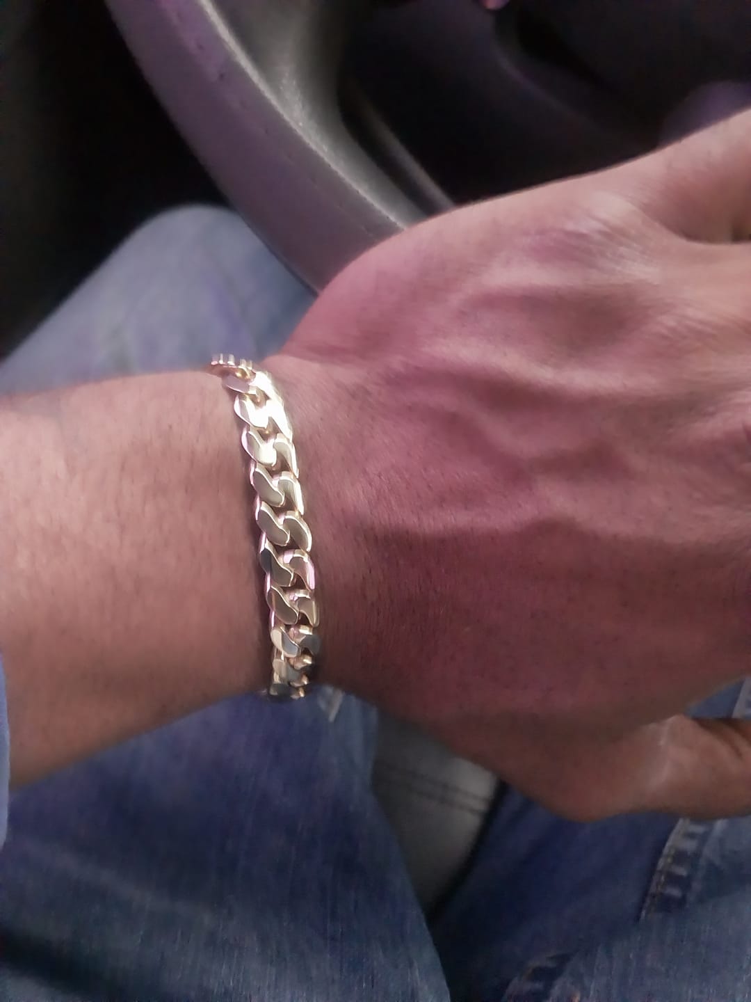 Customer photo review of 10-22mm Solid 18k Gold Plated Miami Cuban Link Chain