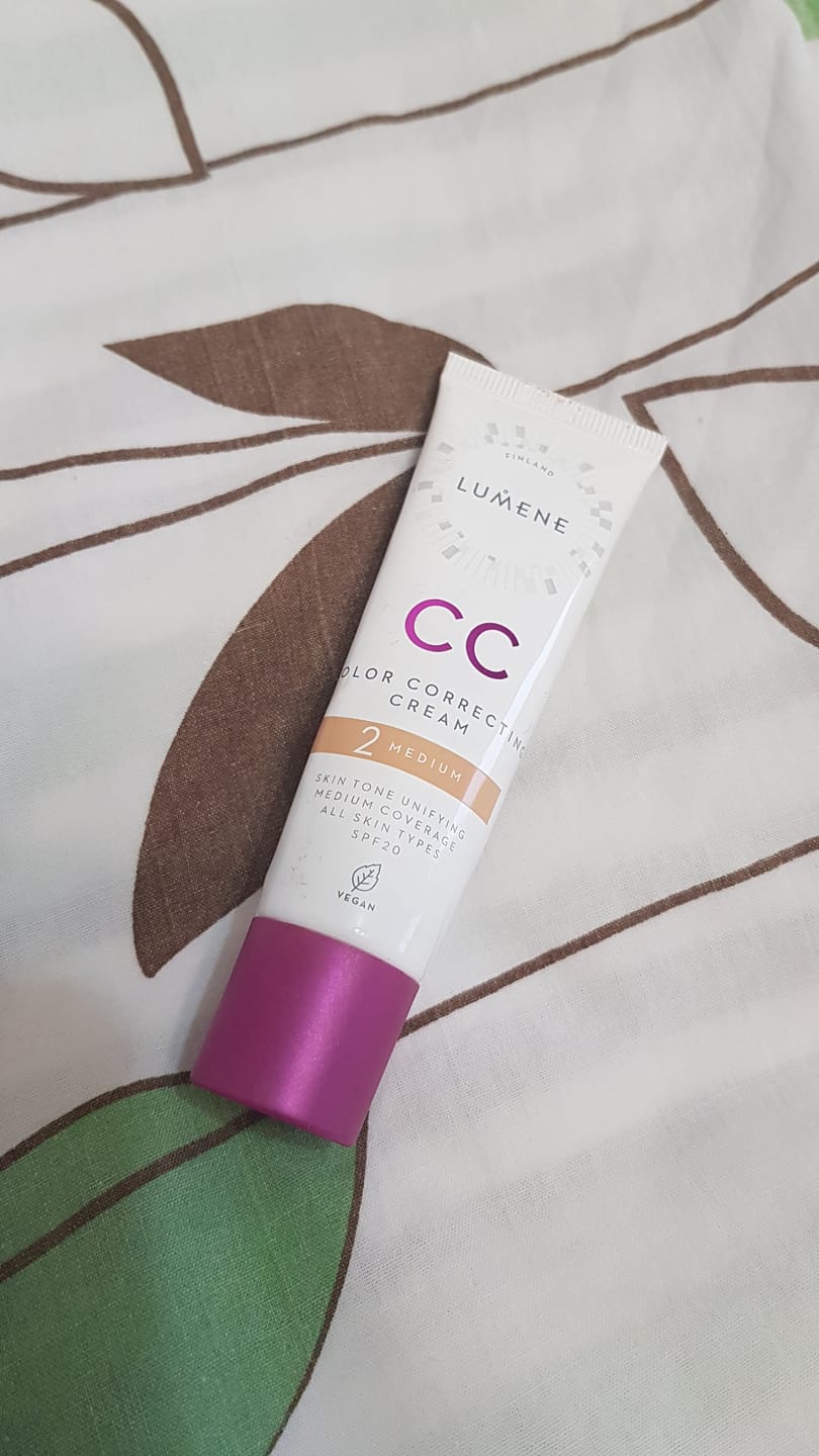 Customer photo review of Lumene CC cream - Веган CC Крем "Абсолютно съвършенство" 7в1 SPF 20