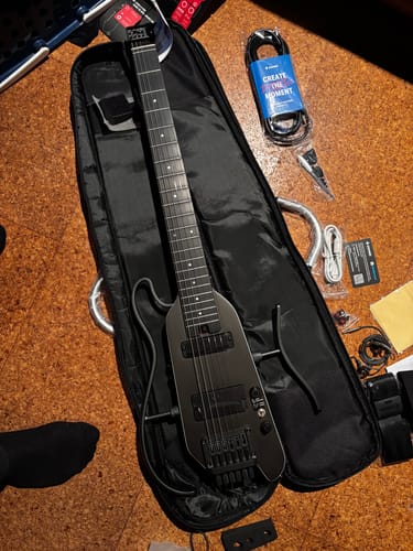 Customer photo review of Donner HUSH™ X PRO エレキギター