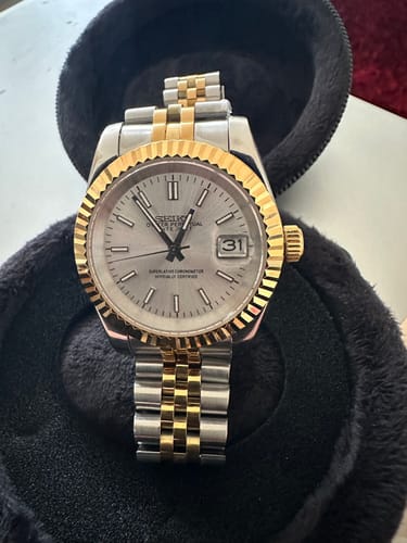 Customer photo review of Seikojust Twotone White