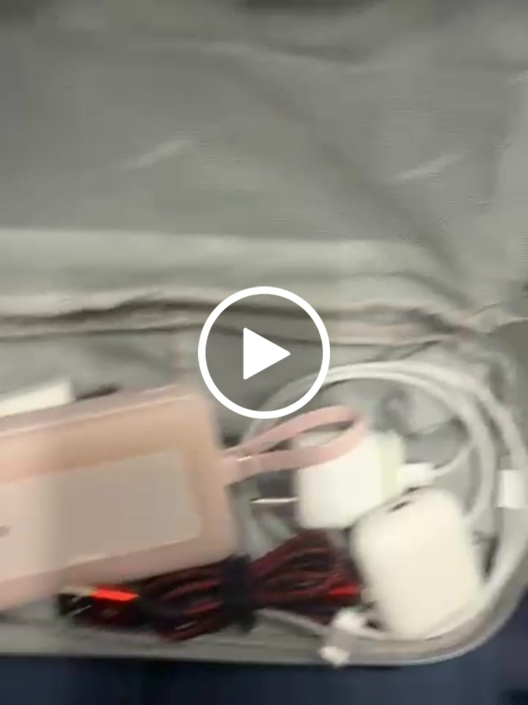 Customer video review of Compressible Packing Cubes (6 Pieces)