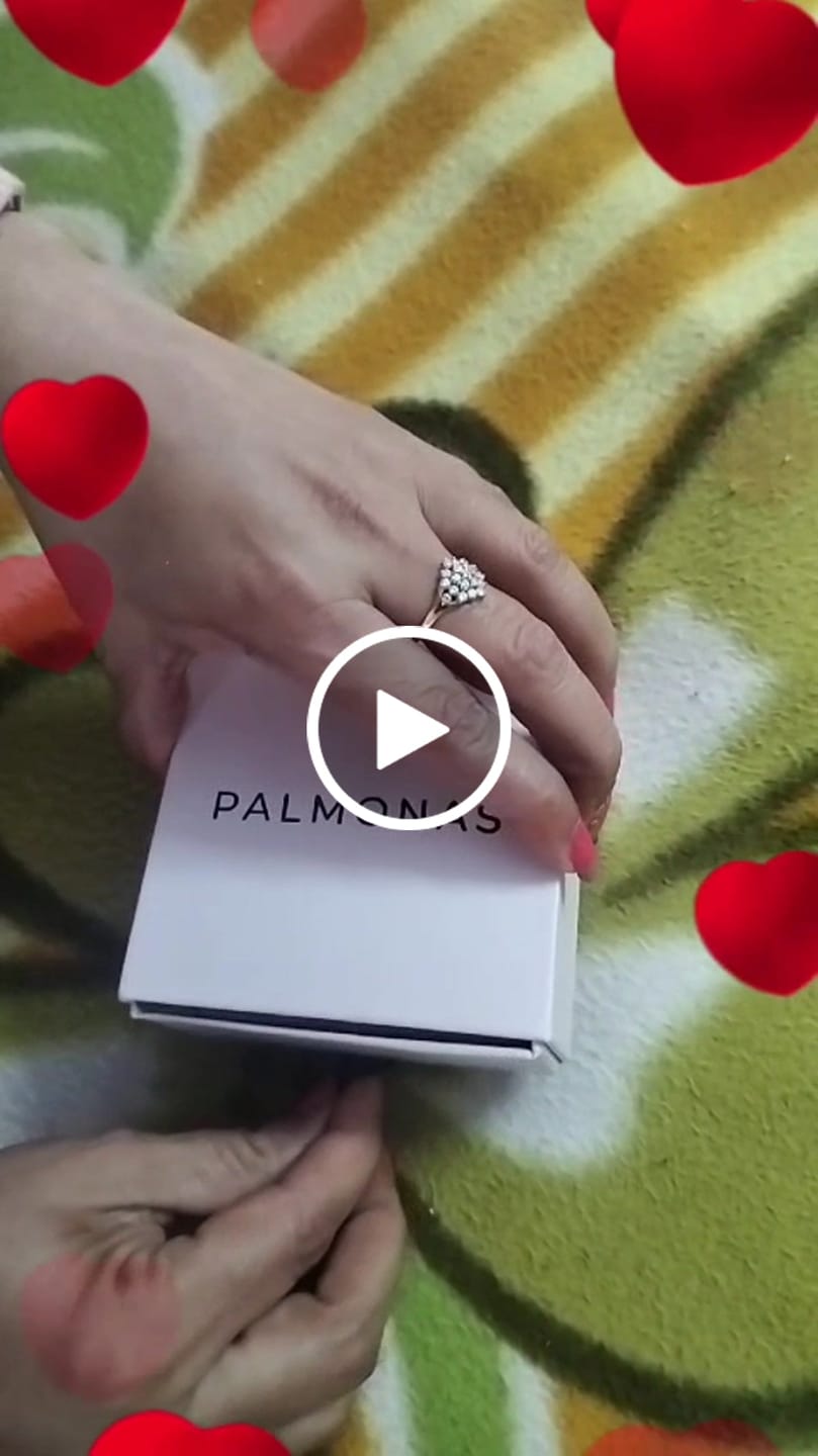 Customer video review of Everlove Heart Pendant Necklace