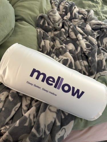 Customer photo review of Mellow CloudAlign™ Pillow