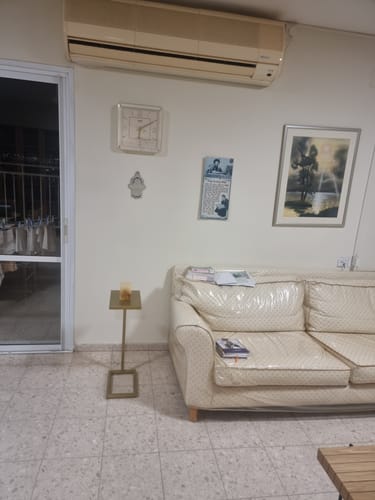 Customer photo review of שולחן צד ספה