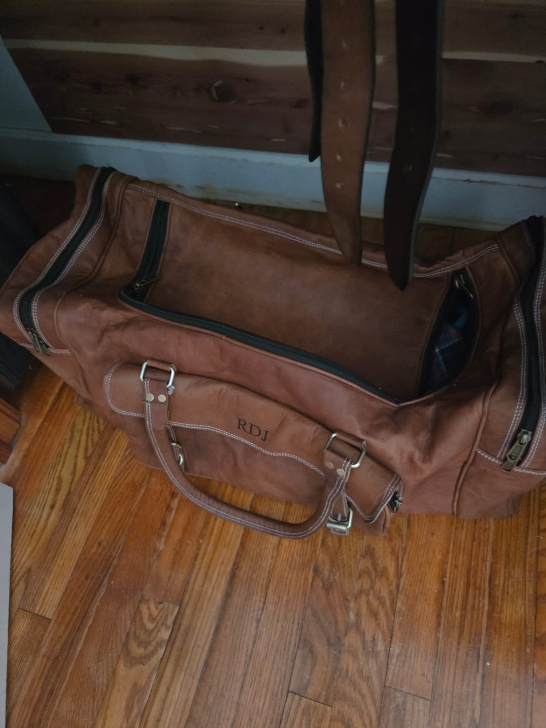 Customer photo review of Traveler Weekender Duffle Bag + FREE Toiletry Bag