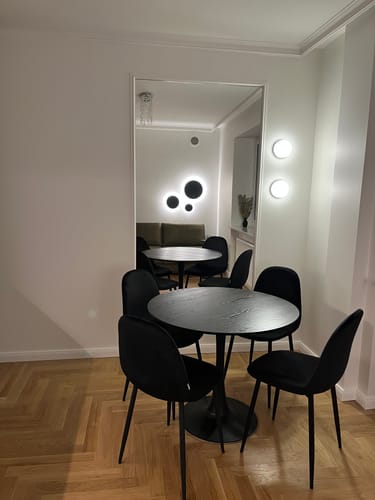 Customer photo review of SALLA - Table à manger 4 personnes ronde en bois