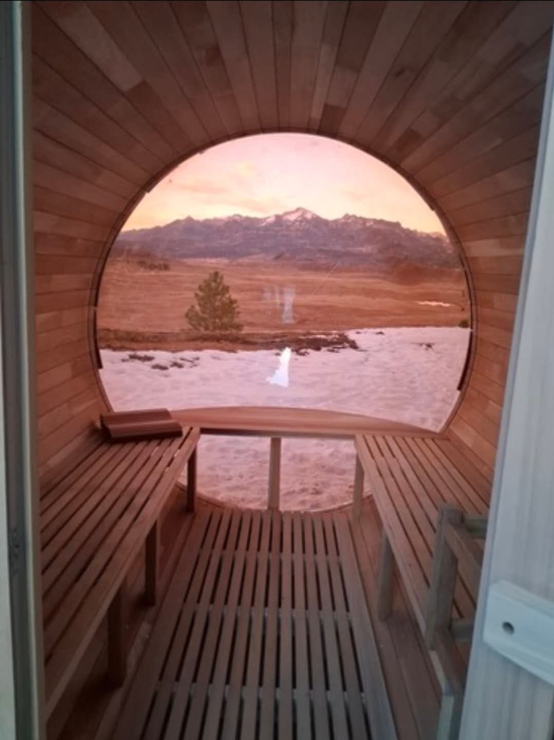 Customer photo review of SAUNASNET® Outdoor Barrel Sauna with Panoramic Tinted Glass Front, Durable Wooden Design for Home & Garden Barrel 05