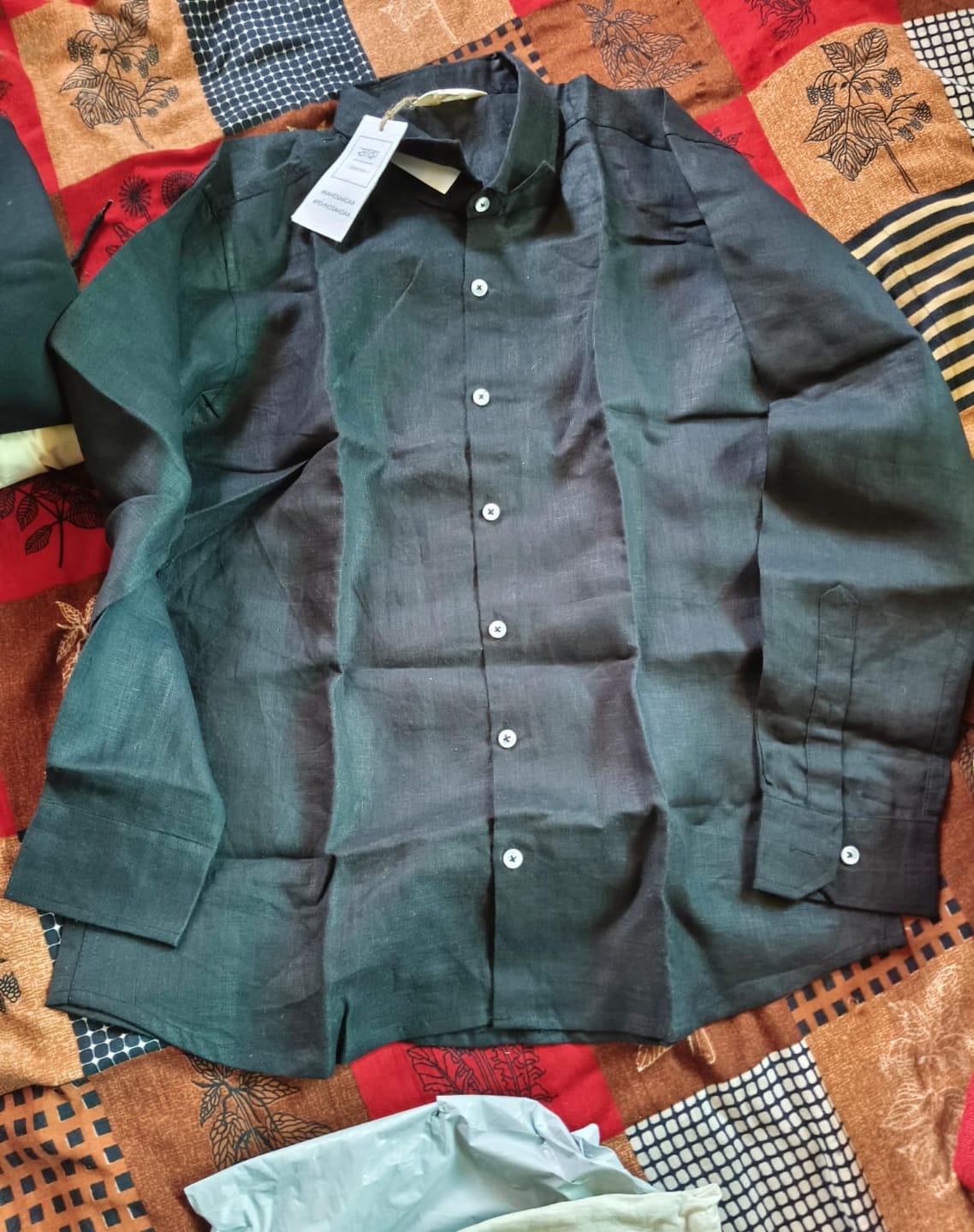 Customer photo review of Men Black Pure Linen Full Sleeve Shirt